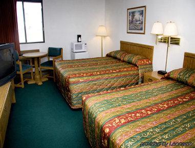 Super 8 By Wyndham Melrose Hotell Rom bilde